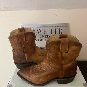 FRYE short booties